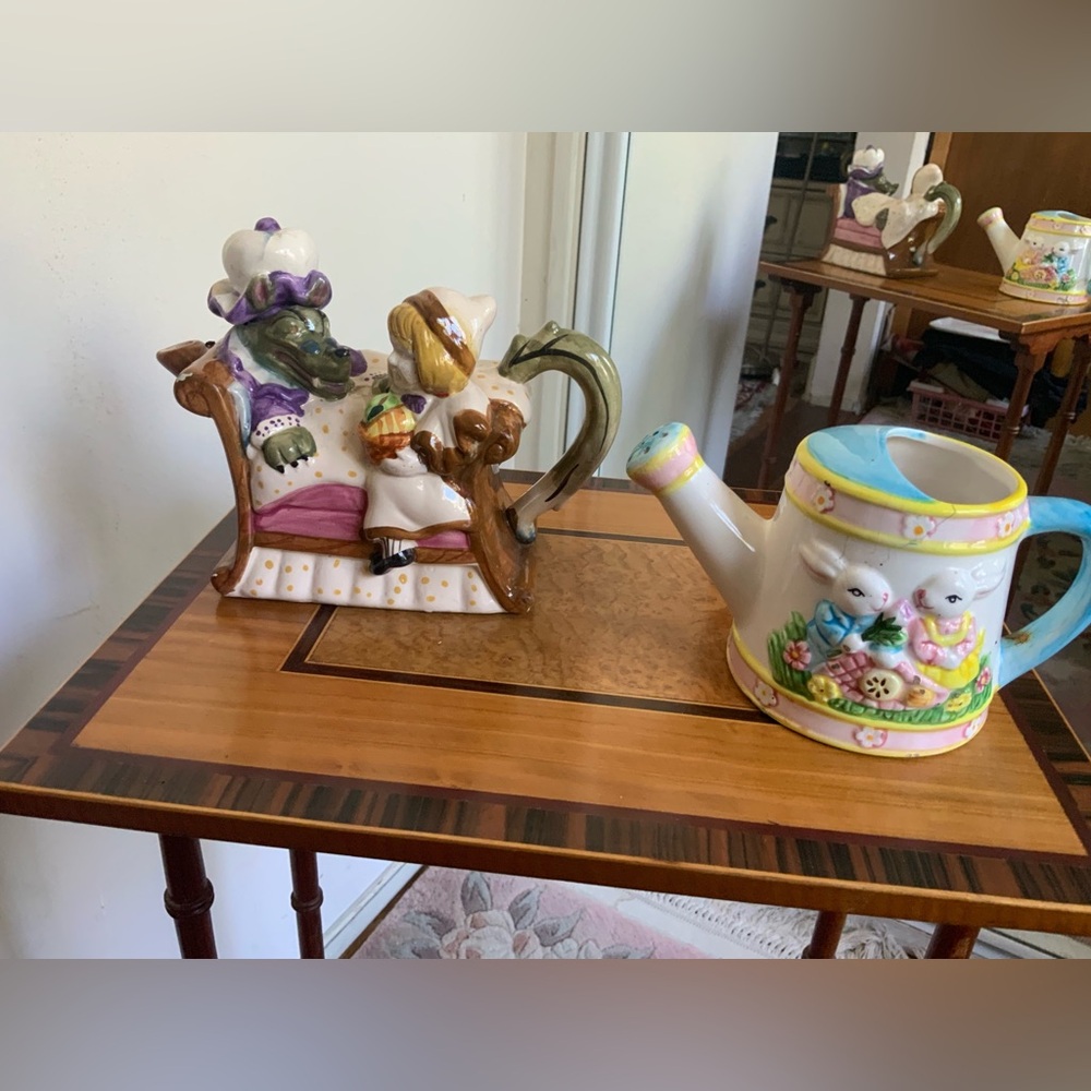 Vintage ceramic figurines
